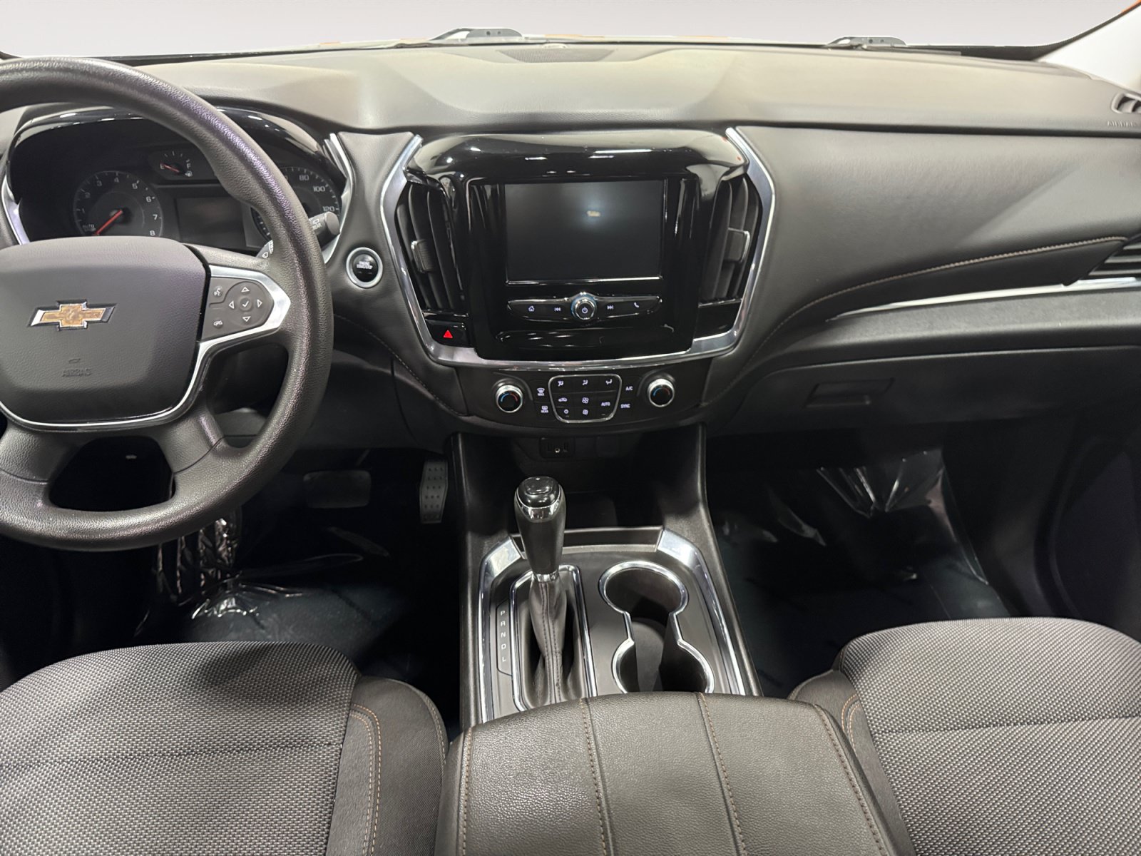 Used 2018 Chevrolet Traverse LS AWD/4WD image 11