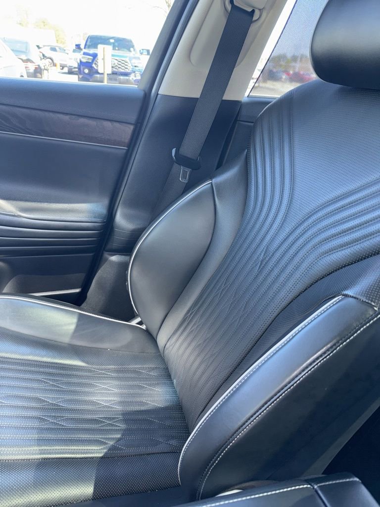 Used 2021 Genesis G80 3.5T w/ Prestige Package image 3