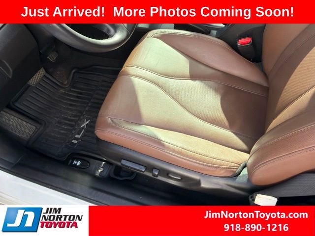 Used 2022 Acura ILX w/ Premium Package FWD image 4