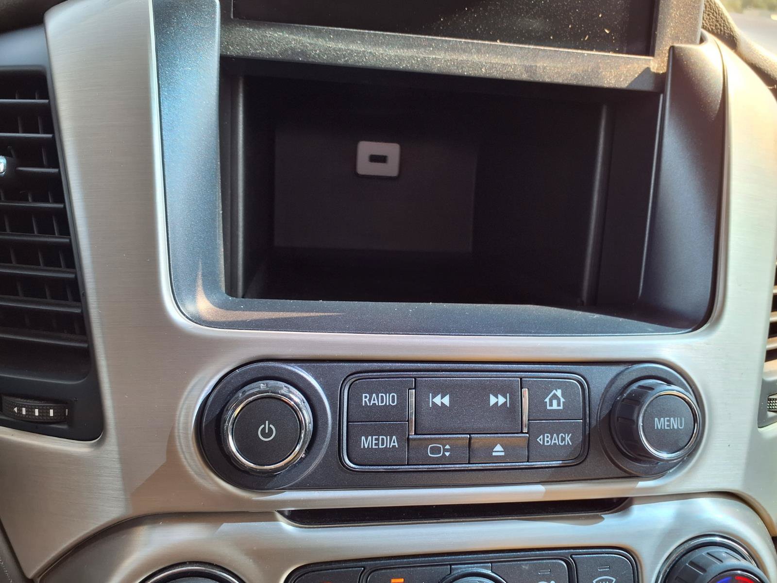 Used 2019 GMC Yukon XL Denali AWD/4WD image 9