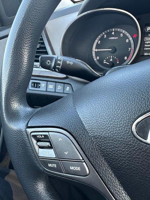 Used 2018 Hyundai Santa Fe Sport image 22