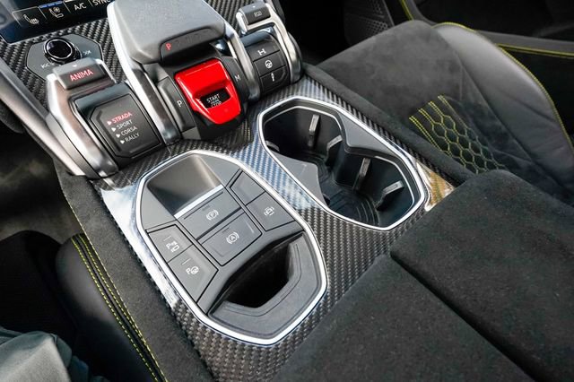Used 2023 Lamborghini Urus Performante image 74