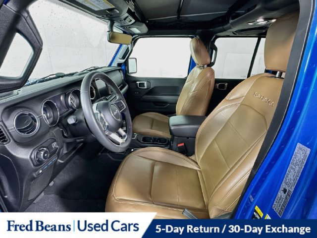 Used 2023 Jeep Wrangler Unlimited Sahara AWD/4WD image 28