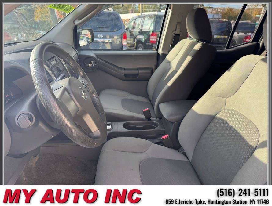 Used 2011 Nissan Xterra S image 21