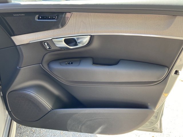 New 2026 Volvo XC90 B6 Ultra image 20