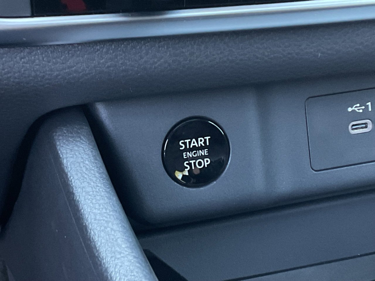 New 2027 Nissan Rogue Dark Armor AWD/4WD image 26