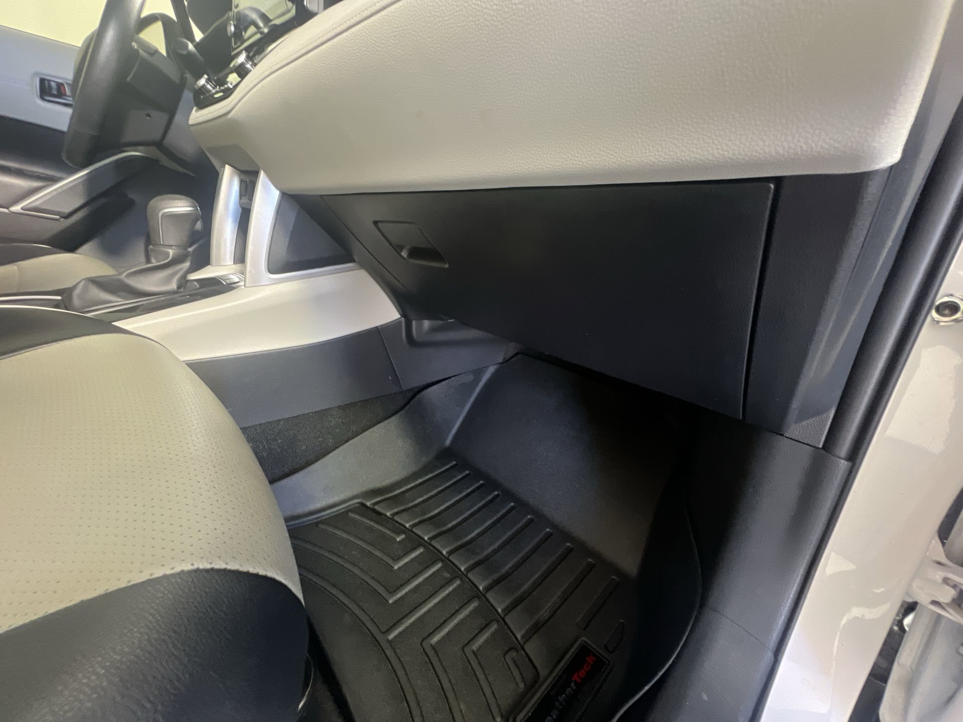 Used 2022 Toyota Corolla Cross LE FWD image 35