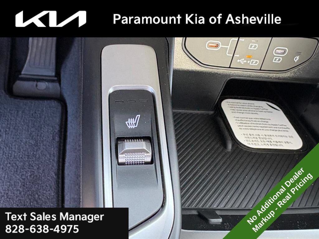 New 2026 Kia Sorento S w/ S Panoramic Sunroof Package image 15
