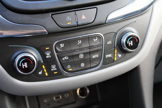 Used 2022 Chevrolet Equinox LT w/ Driver Convenience Package image 22