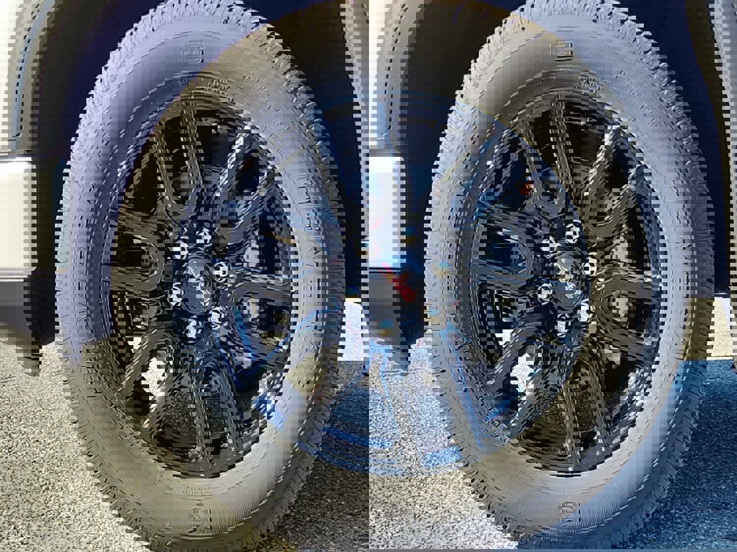 New 2026 GMC Sierra 1500 Elevation image 8