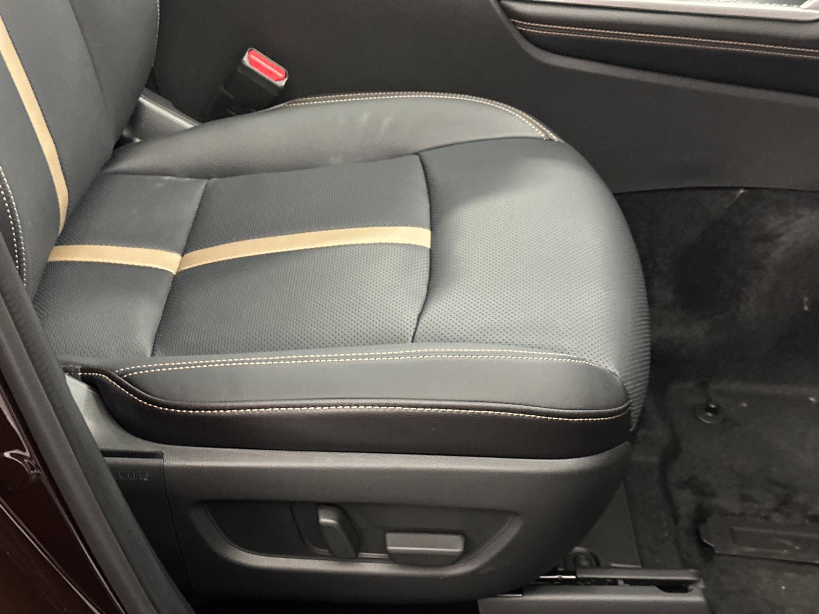 New 2025 MAZDA CX-90 Plug-In Hybrid w/ Premium Plus image 13