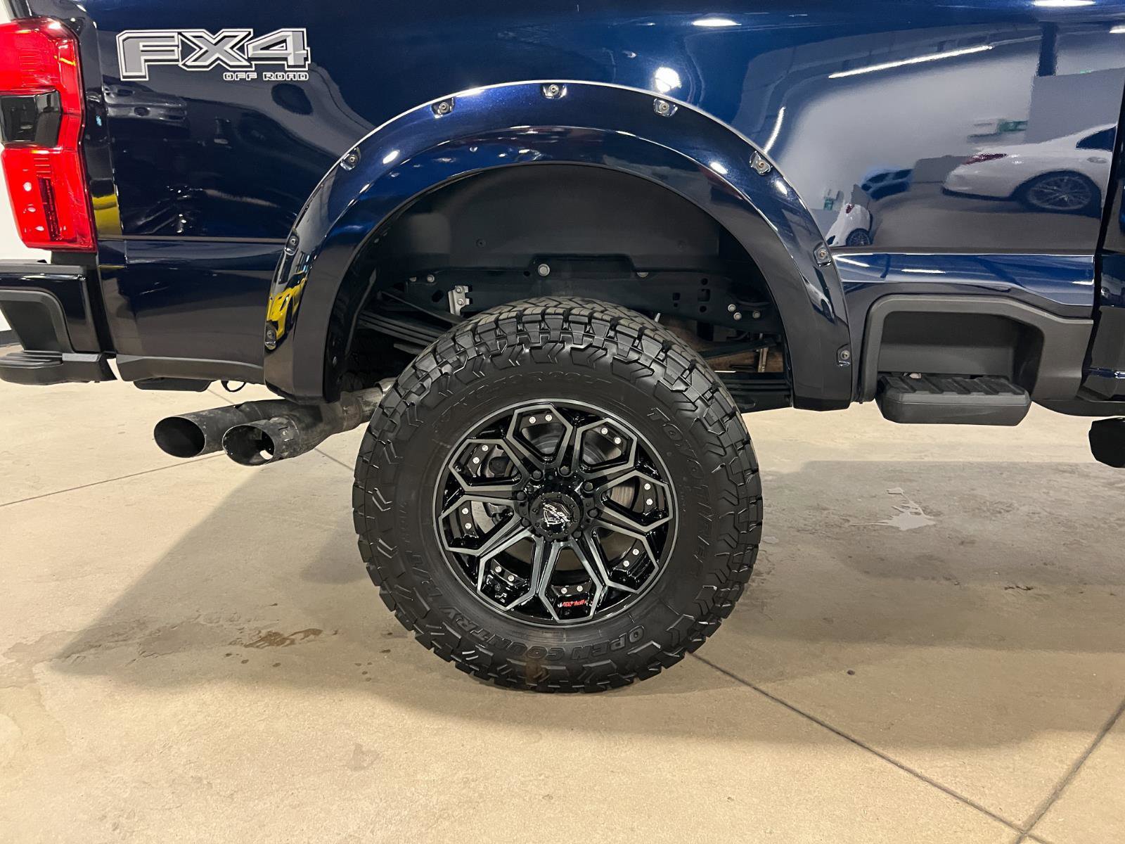 Used 2024 Ford F350 Lariat w/ Lariat Ultimate Package image 41