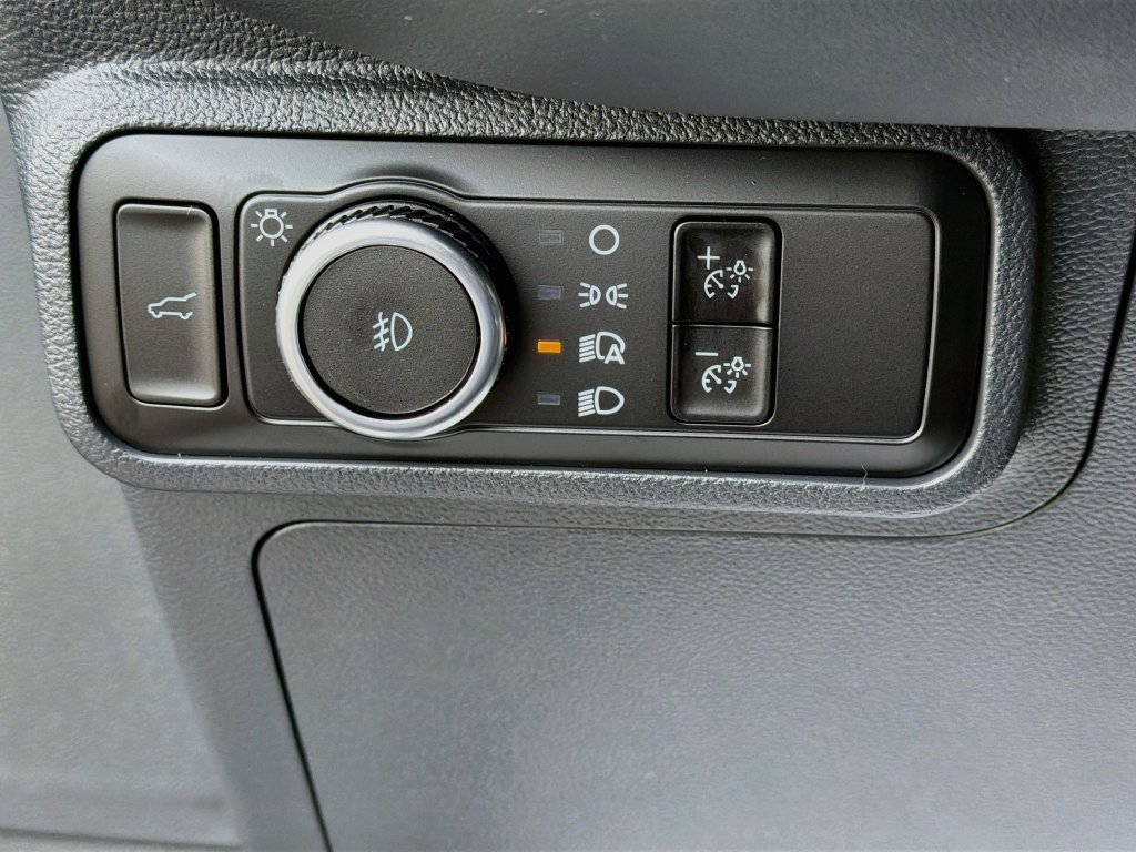 New 2027 Ford Explorer ST-Line AWD/4WD image 10