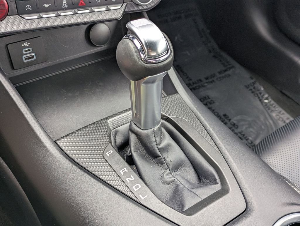 Used 2025 Ford Mustang Premium RWD image 23