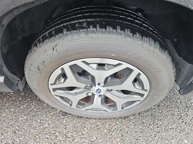 Used 2019 Subaru Forester Premium AWD/4WD image 21