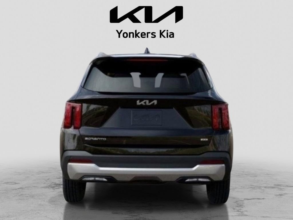 Used 2025 Kia Sorento S AWD/4WD image 5