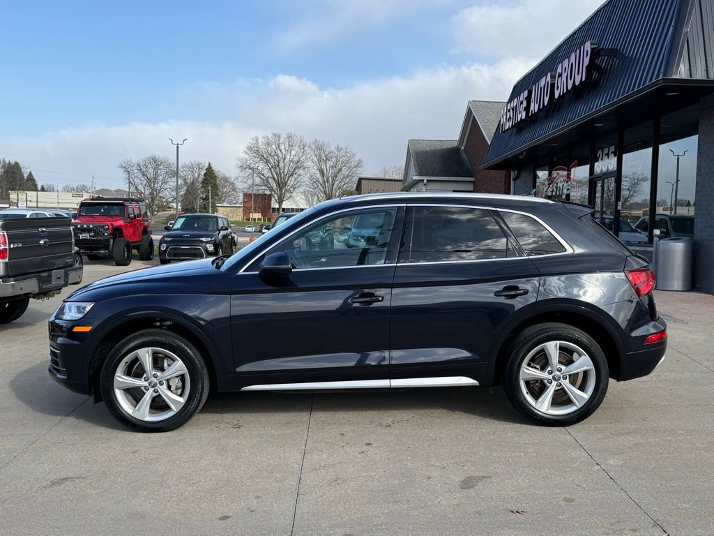 Used 2020 Audi Q5 2.0T Premium Plus w/ Premium Plus Package image 3