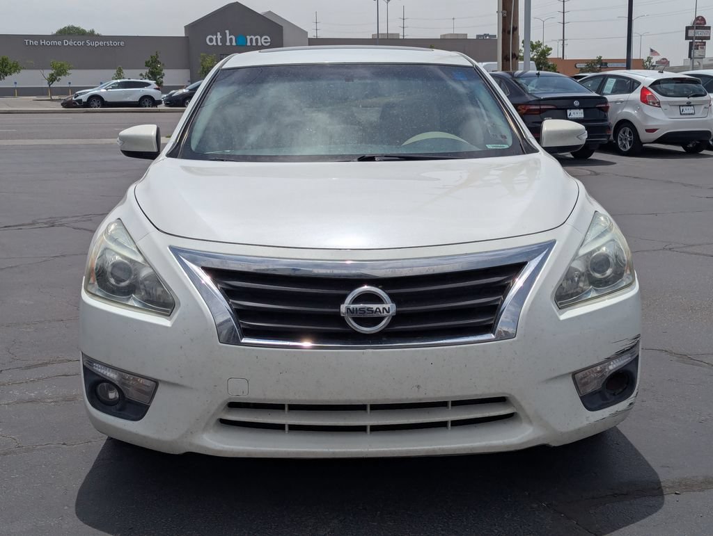 Used 2015 Nissan Altima 2.5 SV w/ Convenience Package FWD image 10