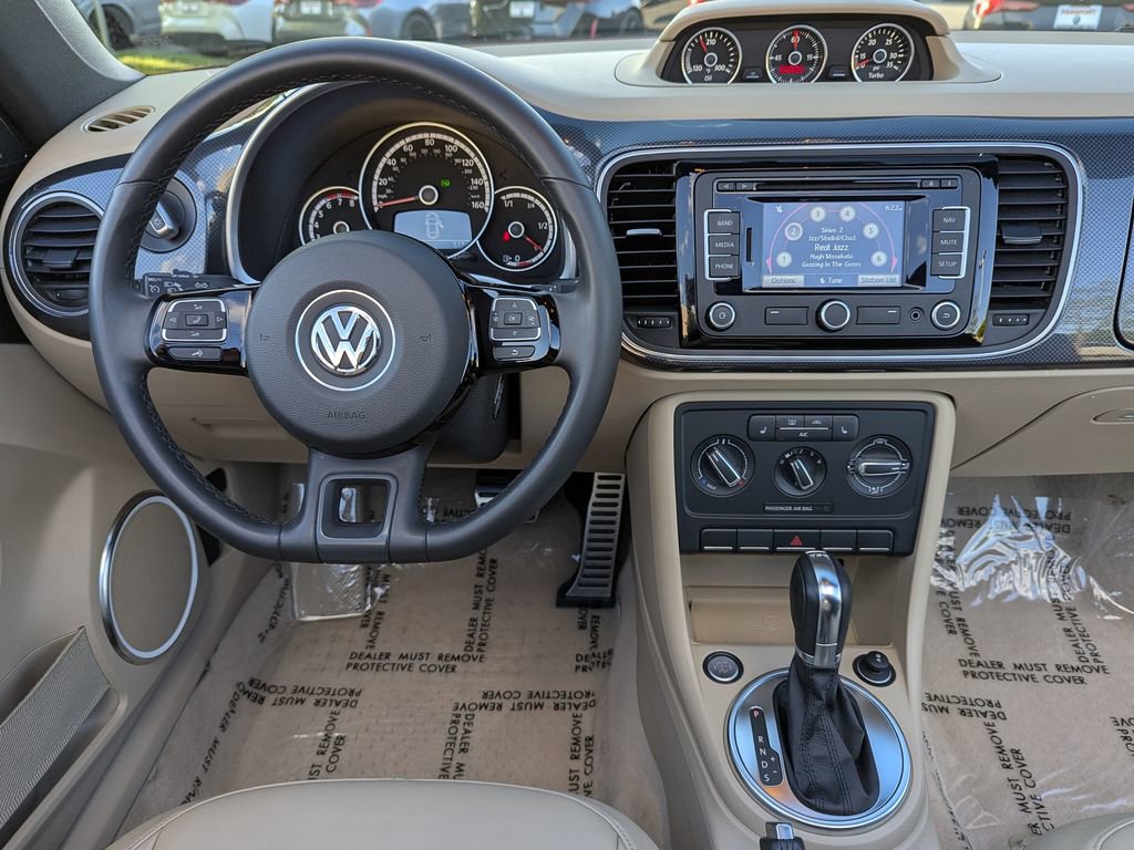 Used 2013 Volkswagen Beetle Turbo image 22
