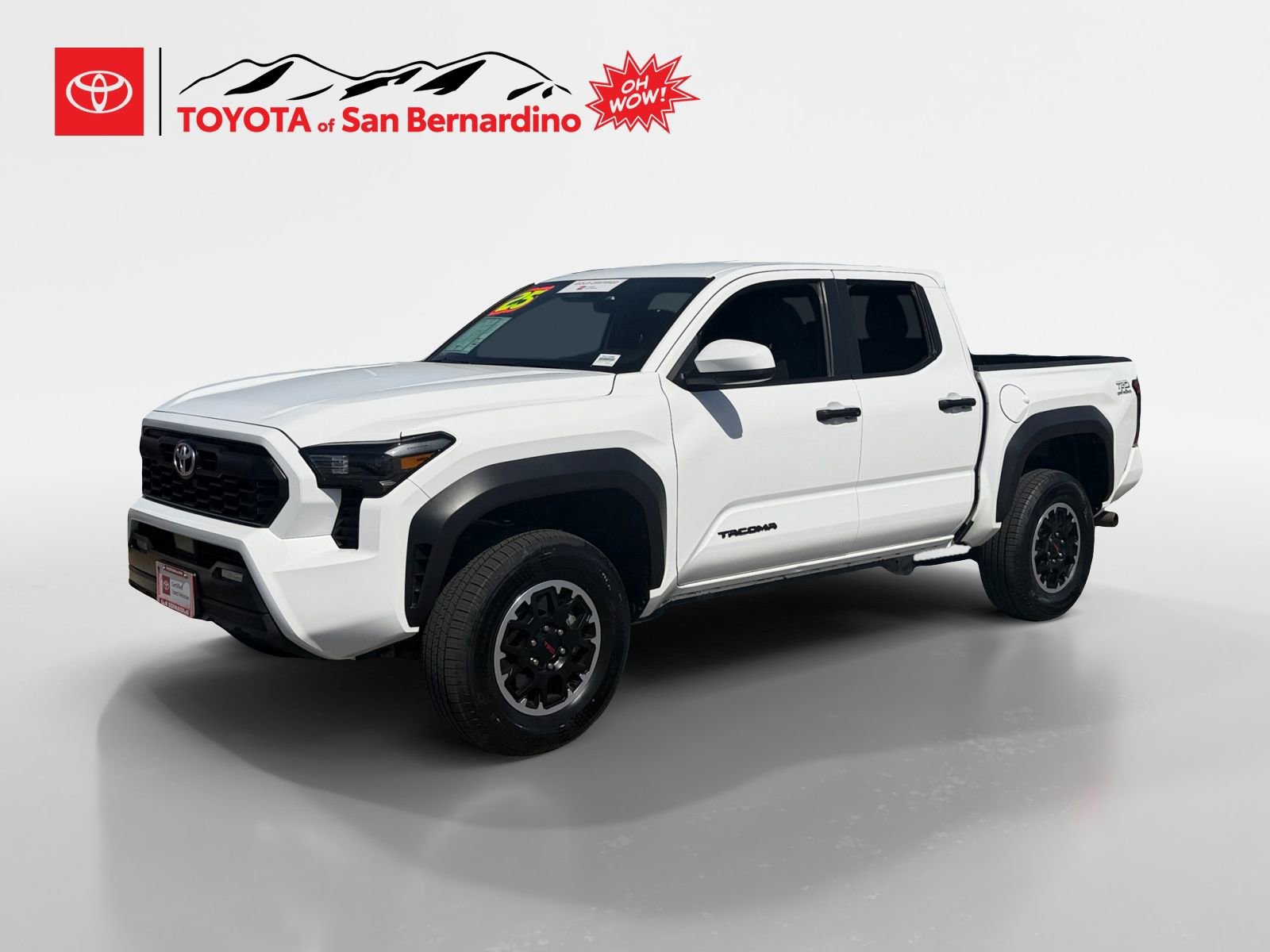 Certified 2025 Toyota Tacoma TRD Off-Road AWD/4WD image 1