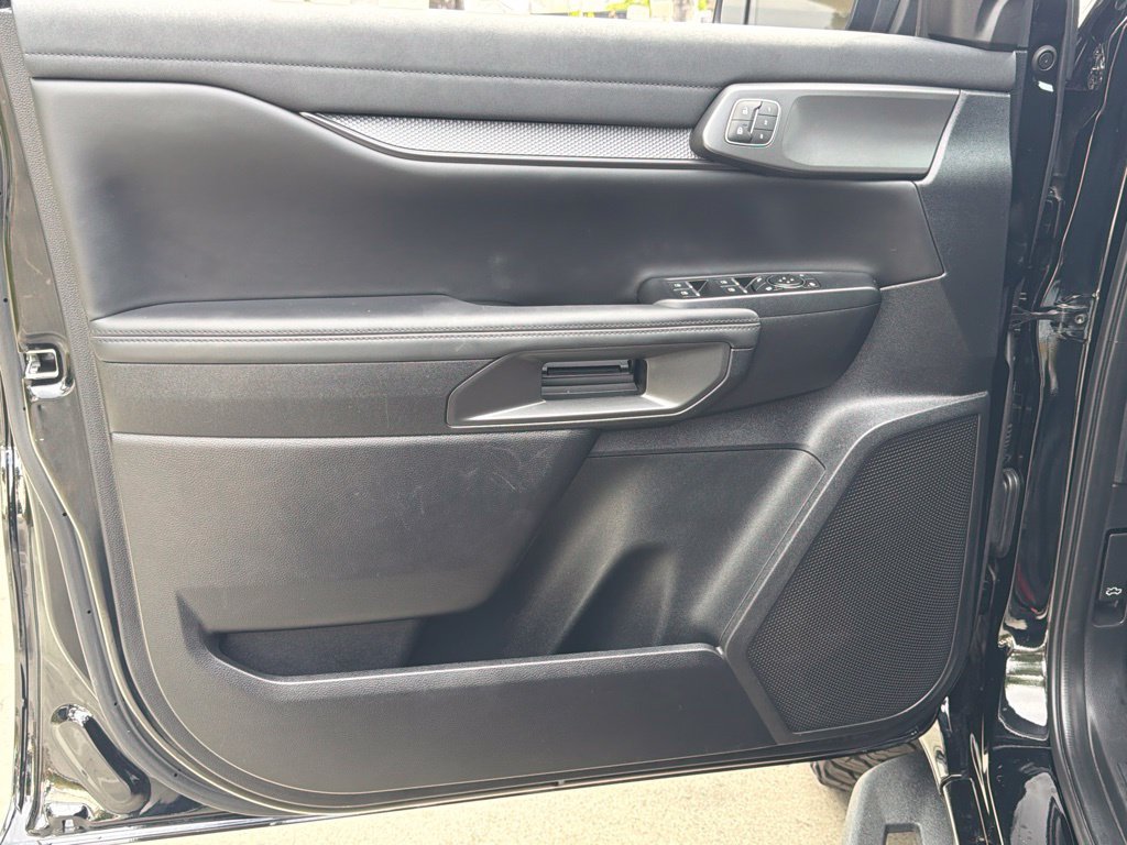 Certified 2024 Ford Ranger Raptor AWD/4WD image 23