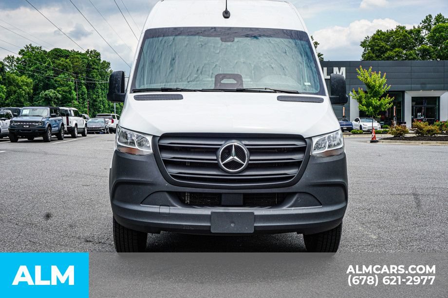 Used 2025 Mercedes-Benz Sprinter 2500 image 9