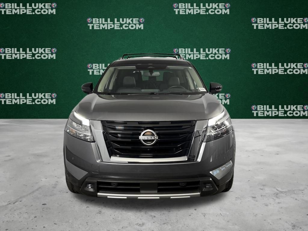 Used 2022 Nissan Pathfinder Platinum w/ Lighting Package (N92) image 11