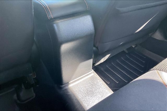 Used 2016 Subaru Crosstrek 2.0i Premium image 10