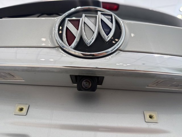 Certified 2022 Buick Encore Preferred w/ Safety Package image 8