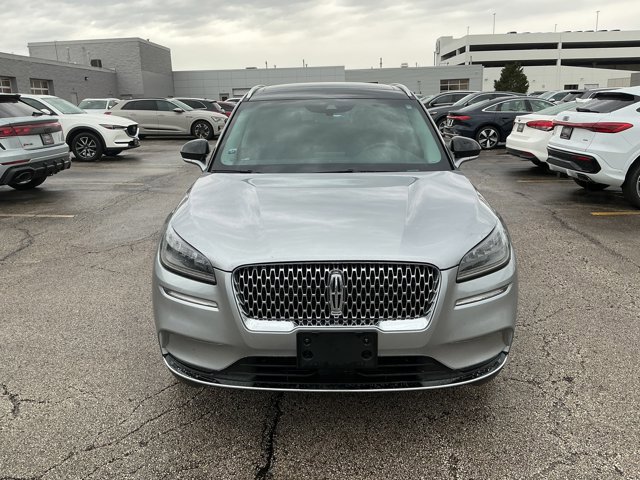 Used 2022 Lincoln Corsair AWD w/ Premium Package image 2