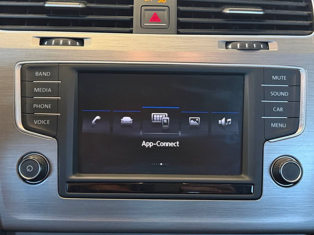 Used 2017 Volkswagen Golf Wolfsburg Edition FWD image 12