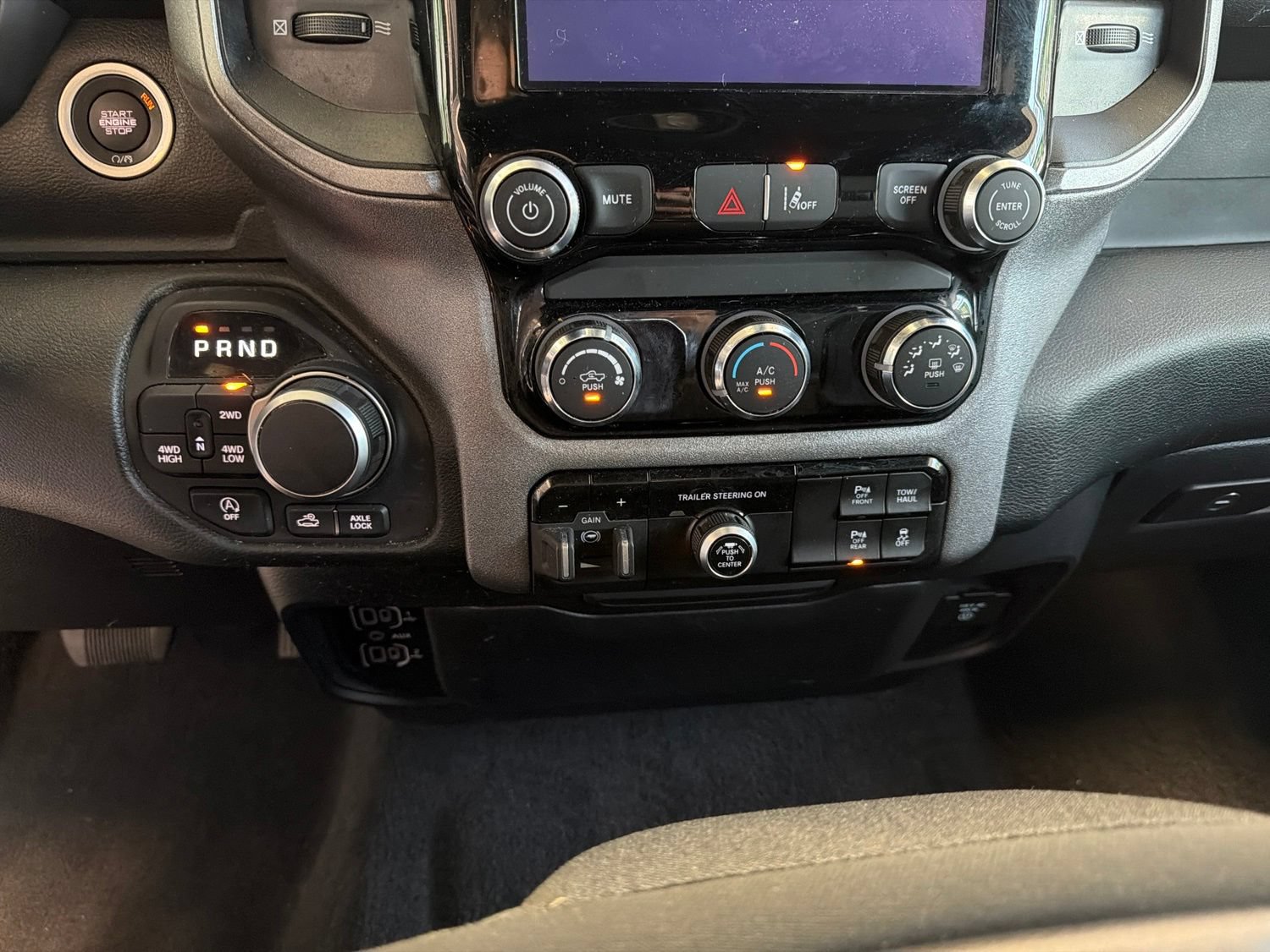 Used 2026 RAM 1500 Warlock AWD/4WD image 21