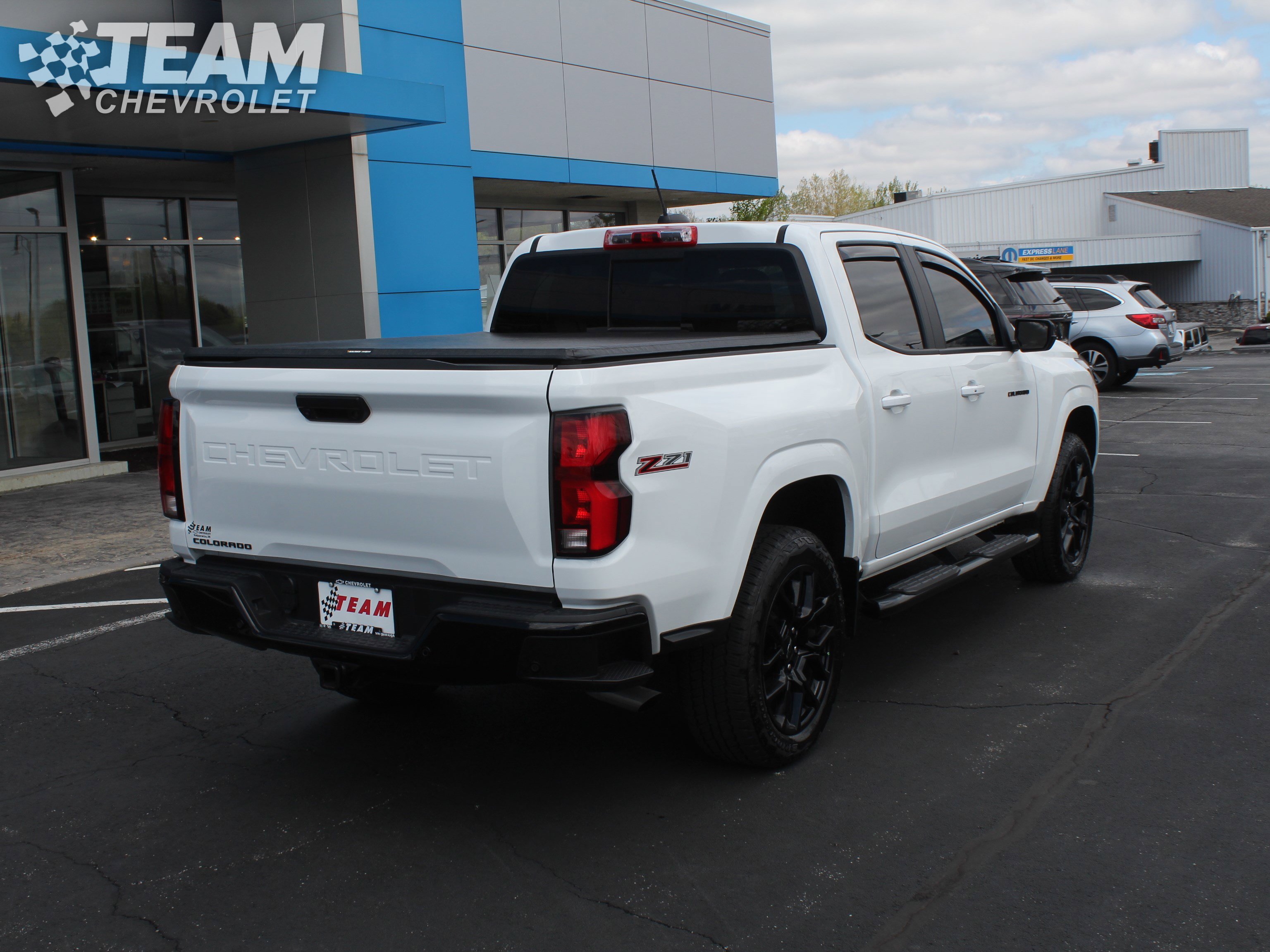 Used 2025 Chevrolet Colorado Z71 AWD/4WD image 4