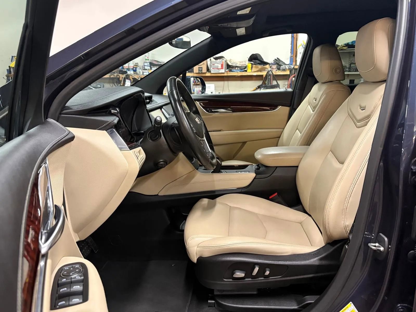 Used 2019 Cadillac XT5 Luxury image 16