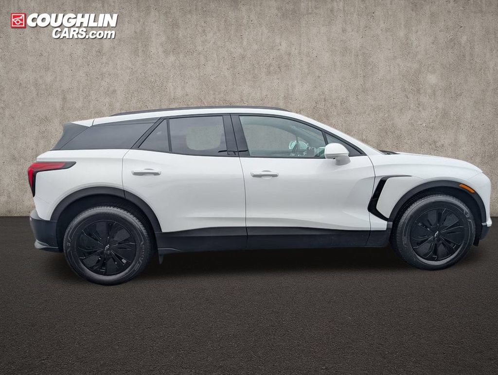 New 2026 Chevrolet Blazer EV LT AWD/4WD image 8