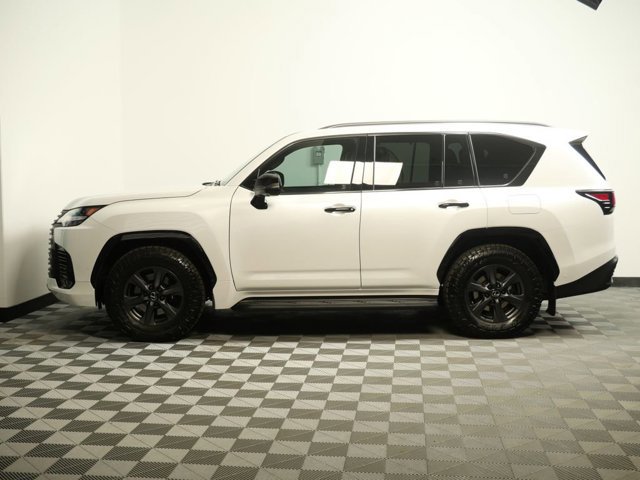 Certified 2025 Lexus LX 700h Overtrail AWD/4WD image 5