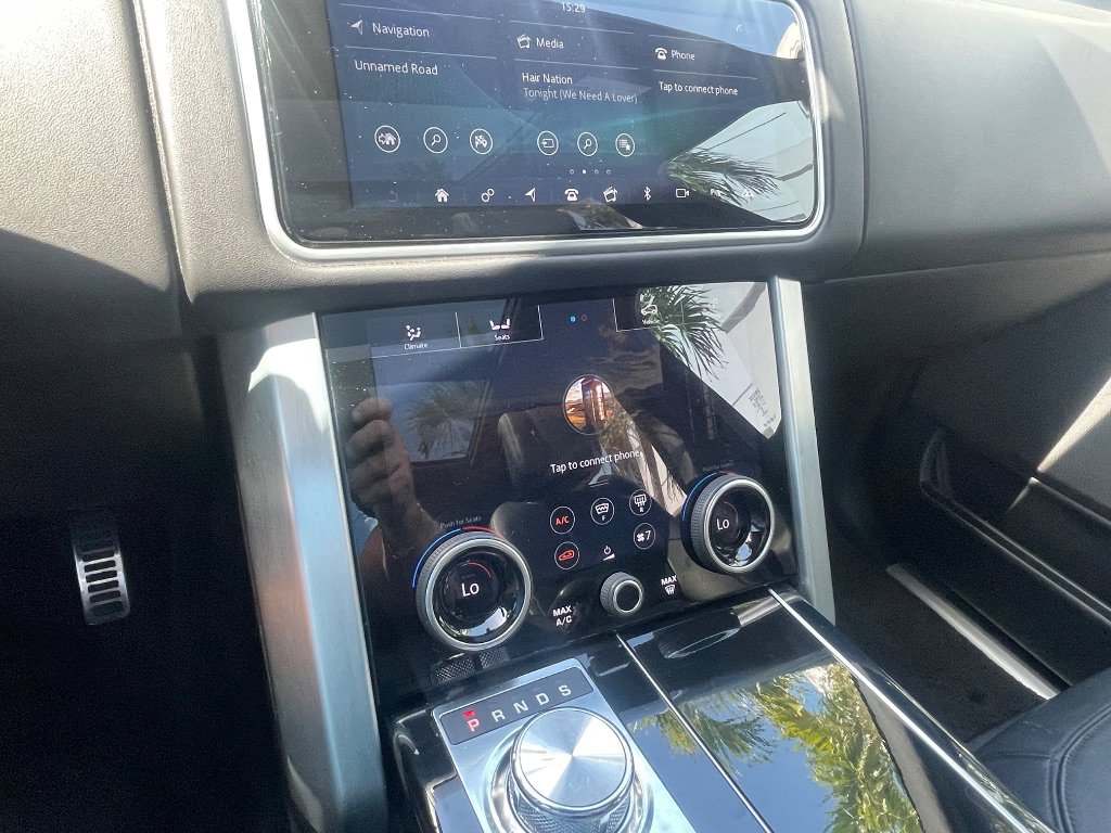 Used 2019 Land Rover Range Rover Supercharged AWD/4WD image 39
