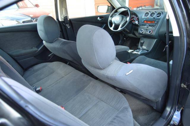 Used 2010 Nissan Altima 2.5 S FWD image 39
