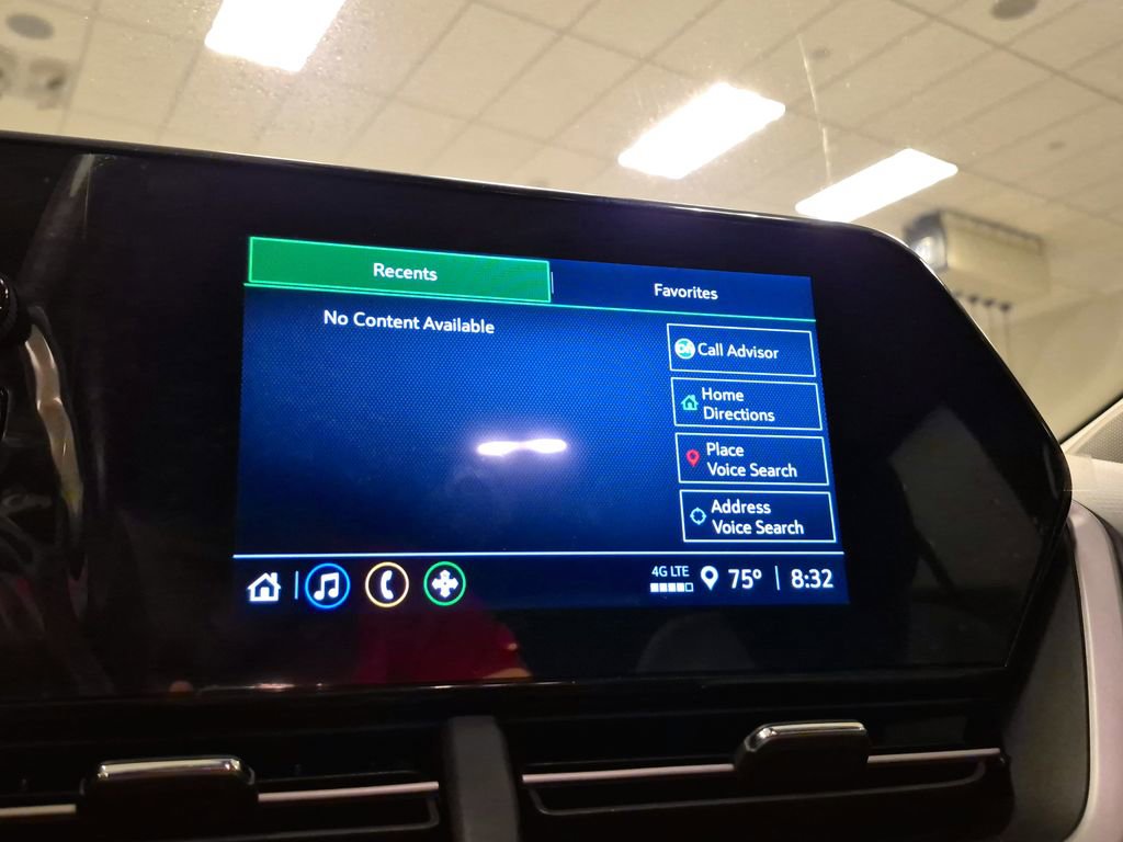 Used 2026 Chevrolet Trax LS FWD image 11