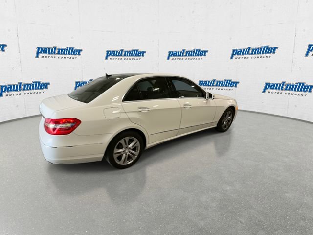 Used 2011 Mercedes-Benz E 550 Sedan image 11
