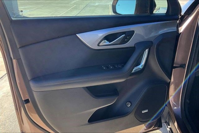 Used 2019 Chevrolet Blazer LT w/ Sun and Wheels Package image 28