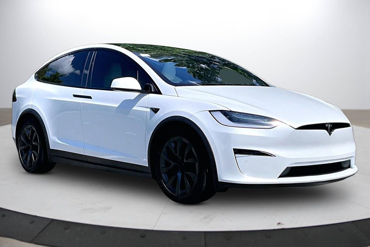 Used 2023 Tesla Model X AWD/4WD image 2