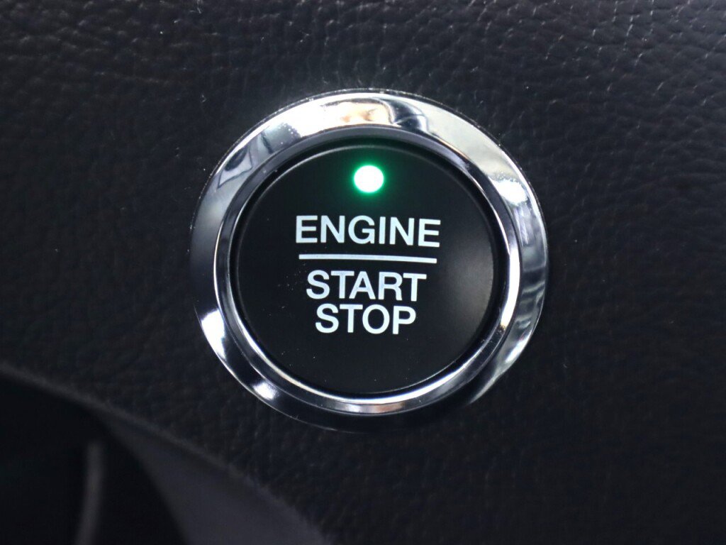 Used 2022 Ford Edge Titanium image 22