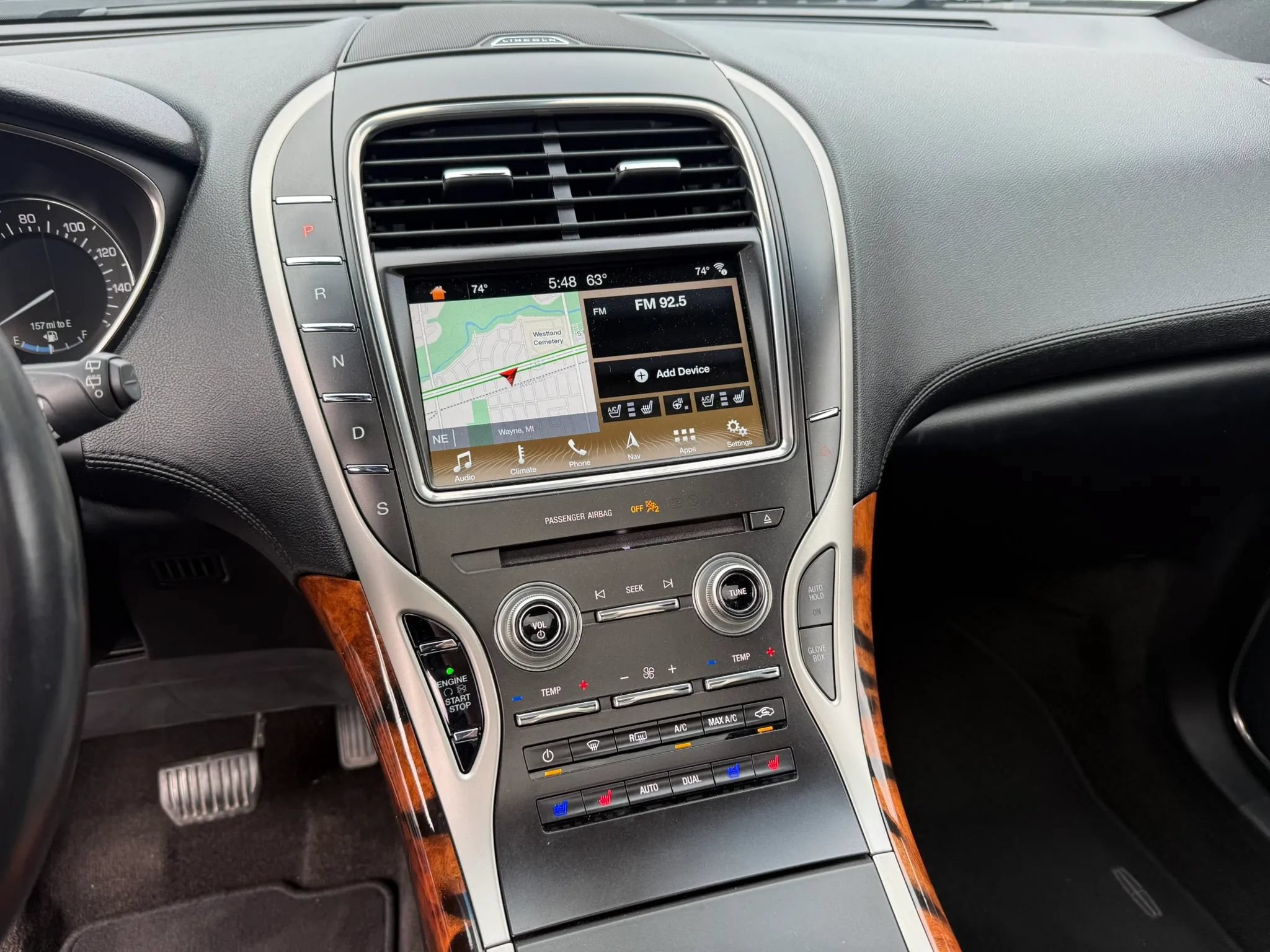Used 2018 Lincoln MKX Reserve w/ Lincoln MKX Climate Package AWD/4WD image 17