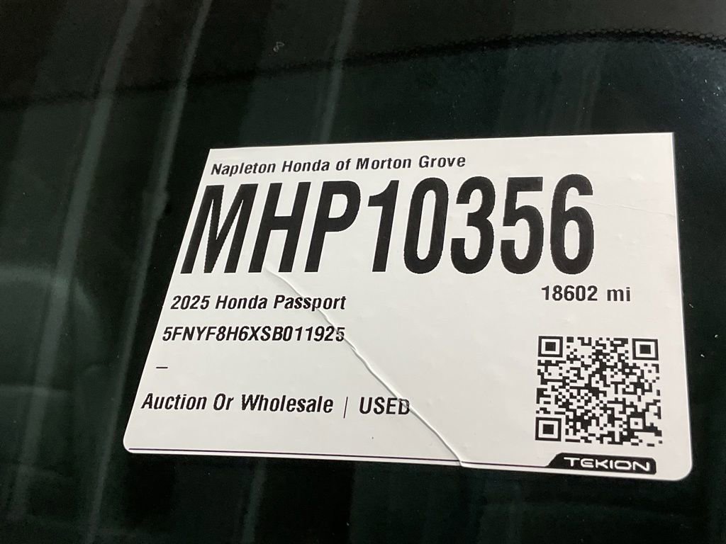 Used 2025 Honda Passport TrailSport image 34