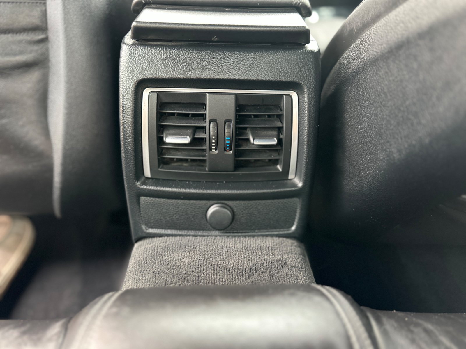 Used 2016 BMW M4 Convertible RWD image 37