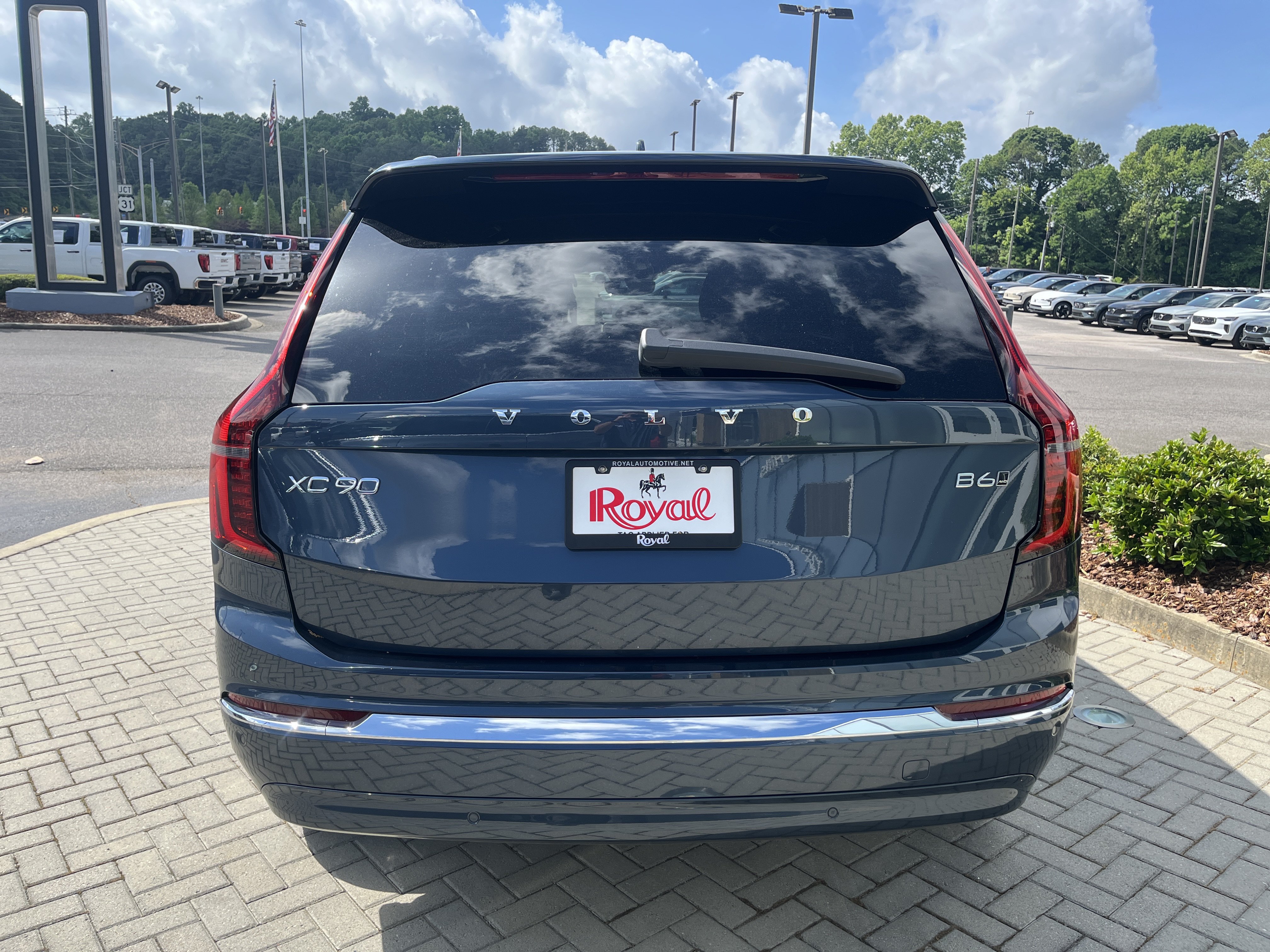 New 2026 Volvo XC90 B6 Plus AWD/4WD image 5