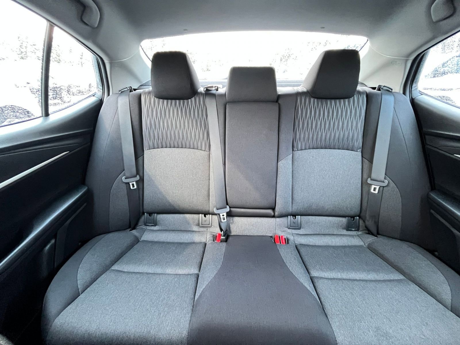 Used 2025 Toyota Camry LE image 37