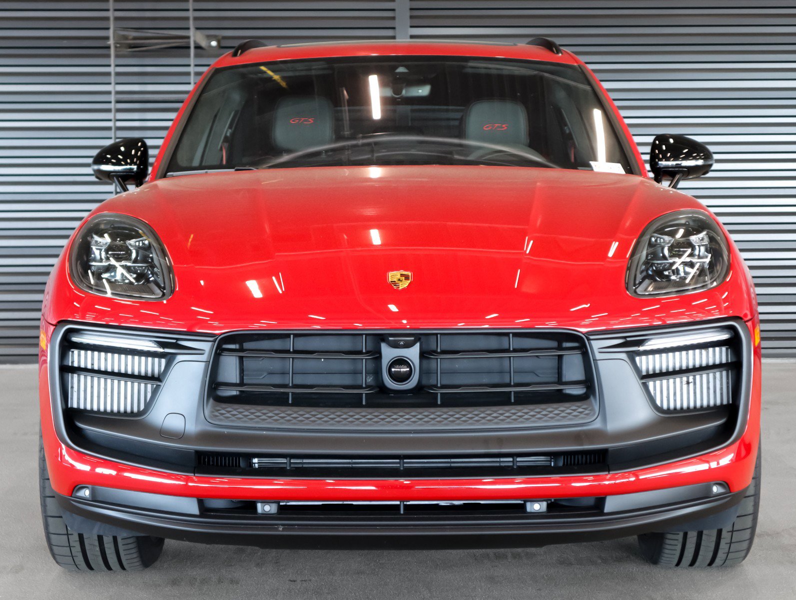 Used 2026 Porsche Macan GTS image 8