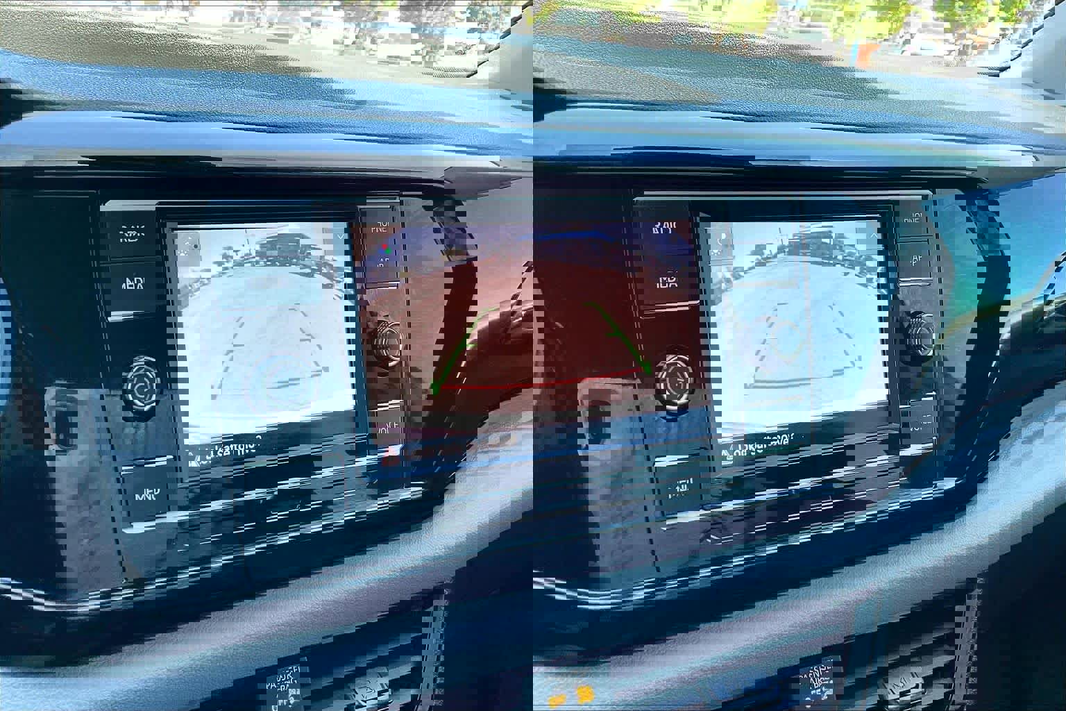 Used 2024 Volkswagen Taos S FWD image 25